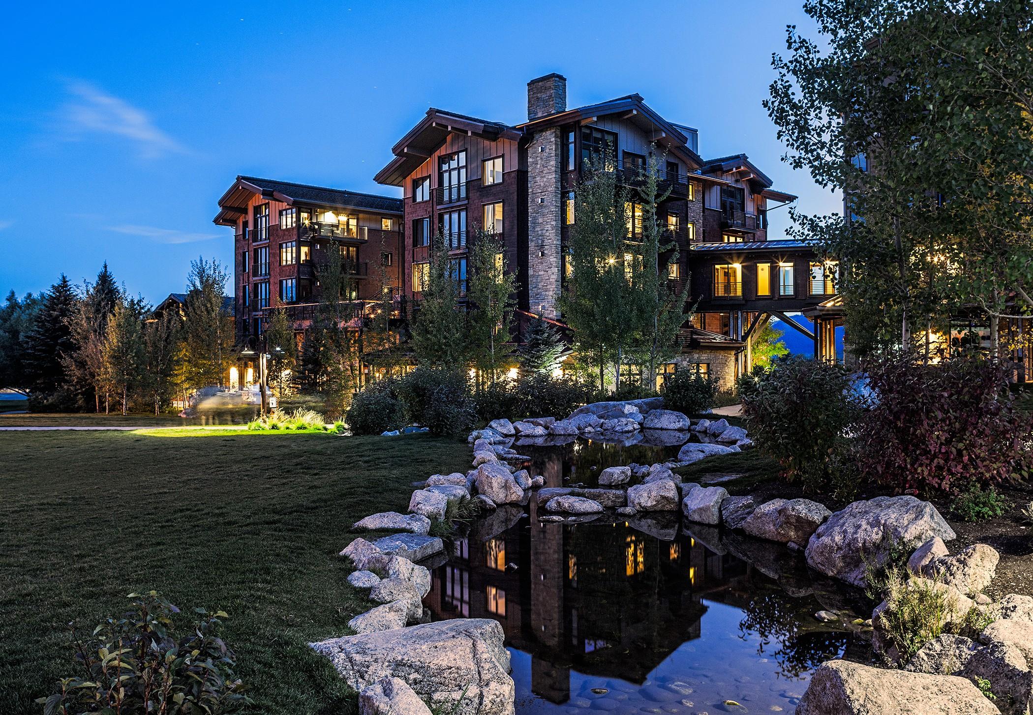 Hotel Terra Jackson Hole, A Noble House Resort Teton Village Exterior photo